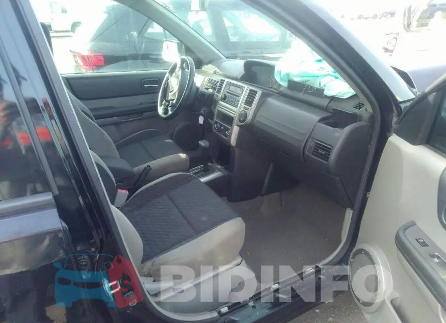 JN8BT08T86W101893 Photo# 5