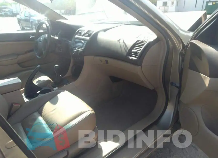 1HGCM55685A804819 Photo# 5