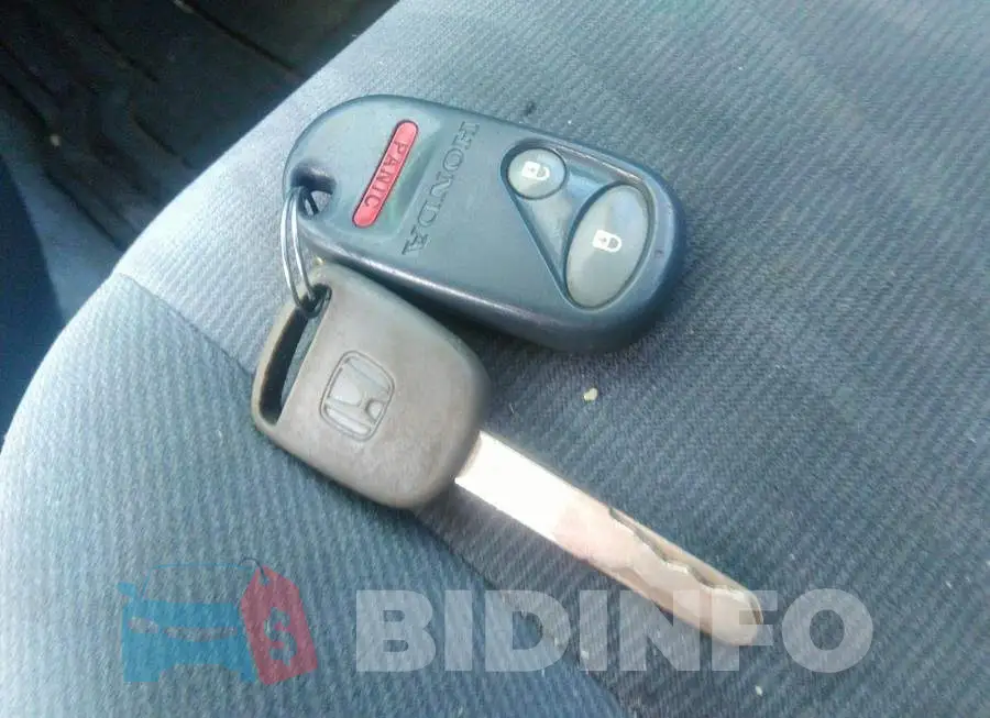 2HGES16684H933827 Photo# 11