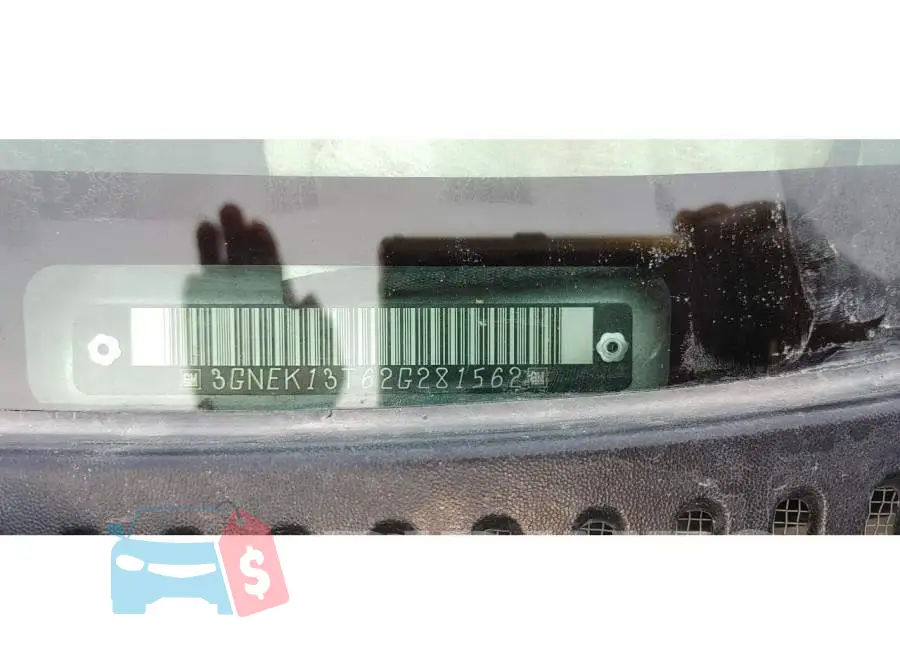 3GNEK13T62G281562 Photo# 6