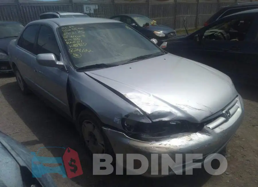 1HGCG16481A803175 Photo# 6