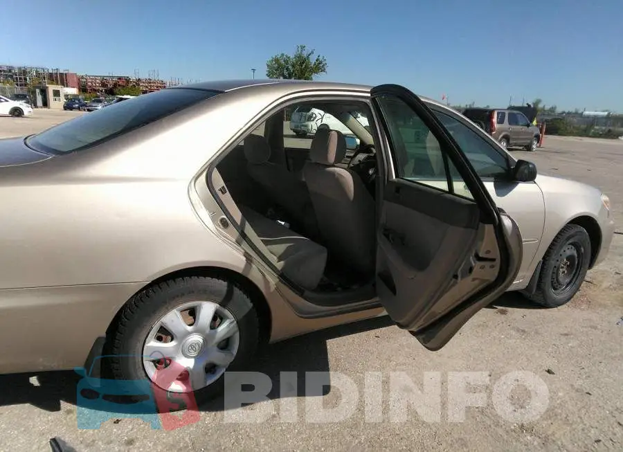 JTDBE32KX30149532 Photo# 8