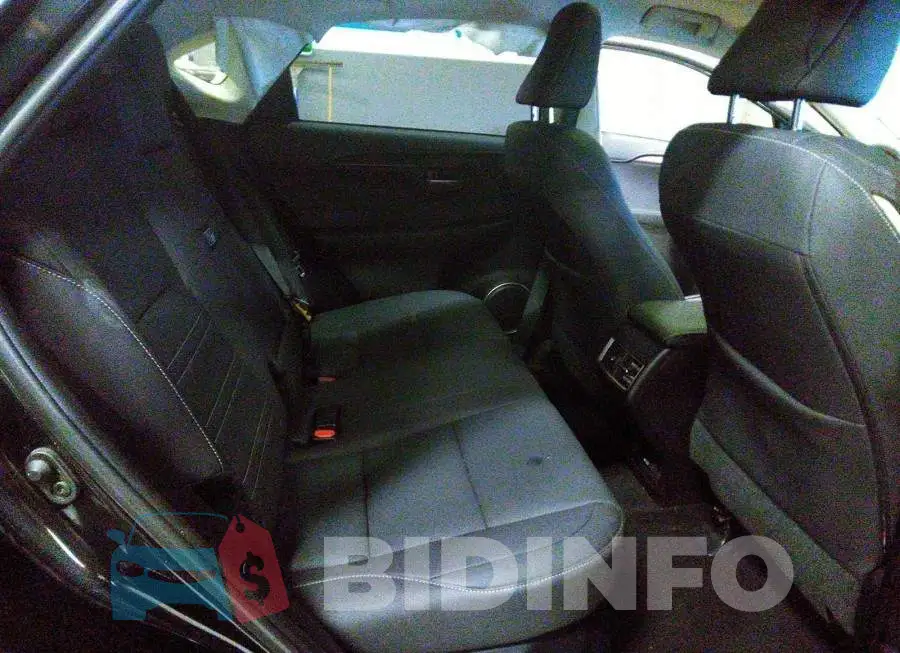 JTJGARDZ6M2245806 Photo# 8