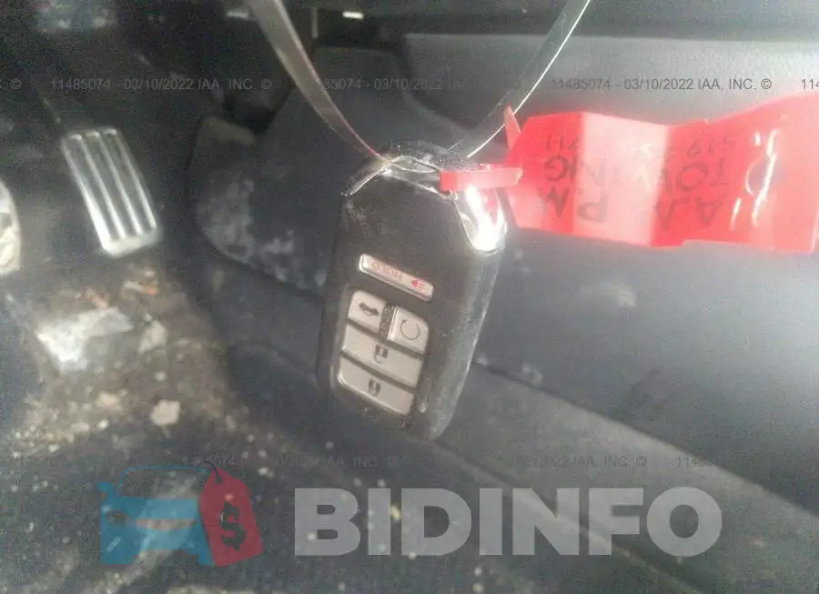 1HGCV2F38KA800569 Photo# 11