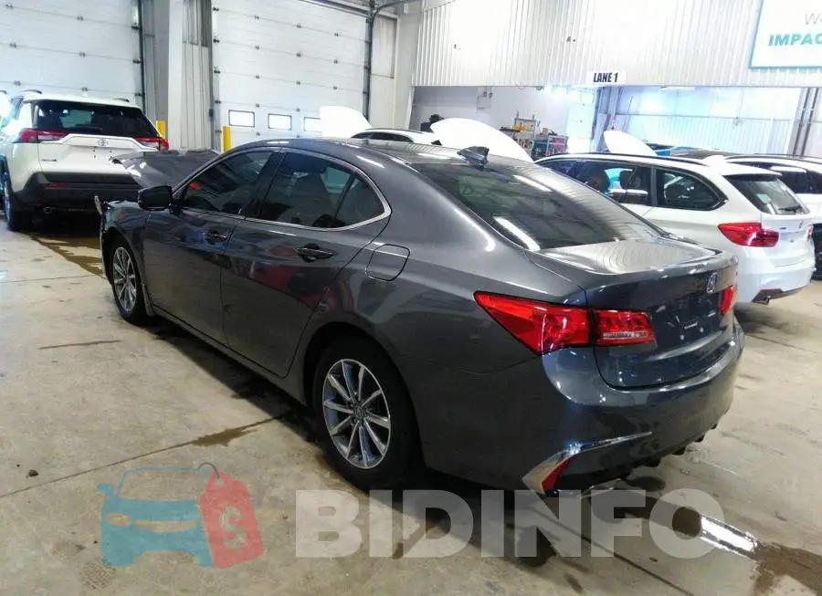 19UUB1F50JA801352 Photo# 3