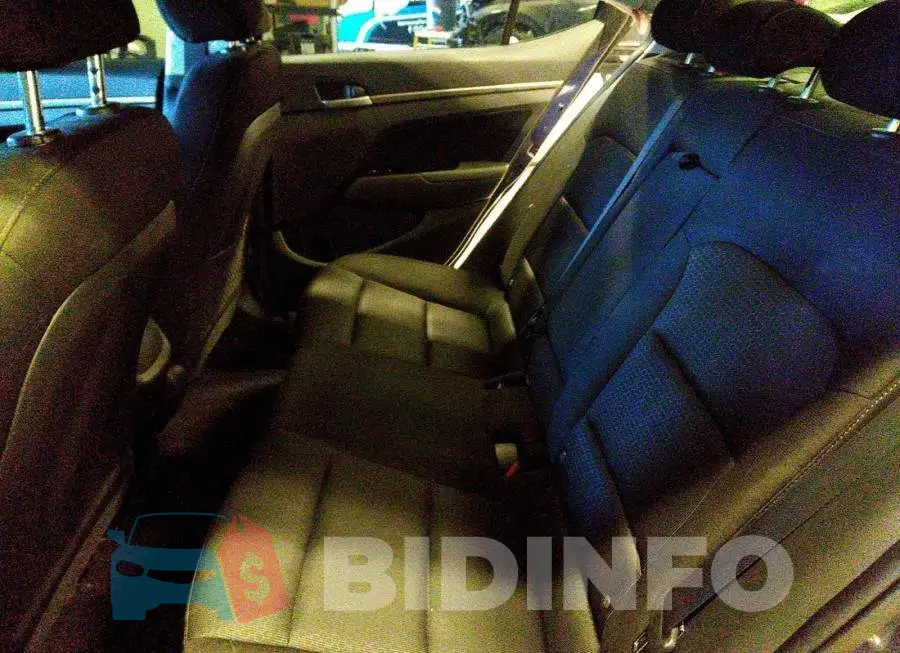 KMHD84LF0HU266099 Photo# 8