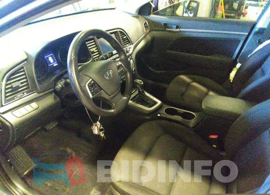 KMHD84LF0HU266099 Photo# 5