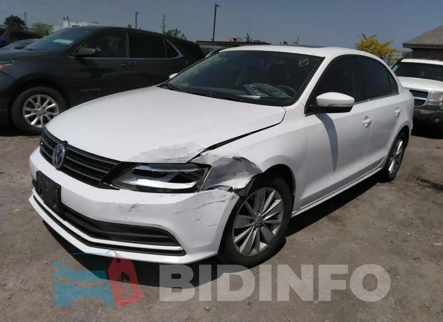 3VW267AJ2GM325793 Photo# 2
