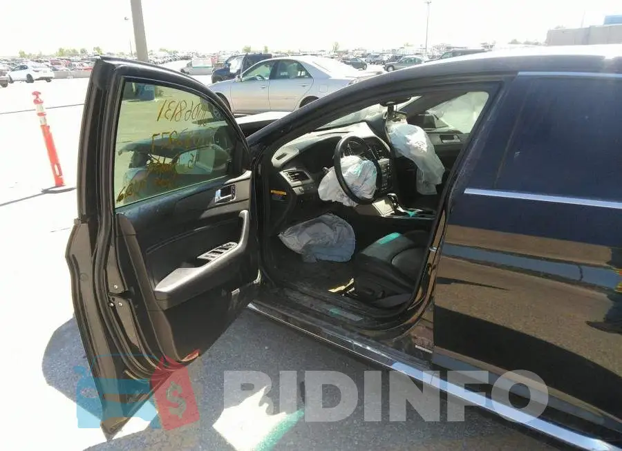 5NPE34AB2FH082877 Photo# 5