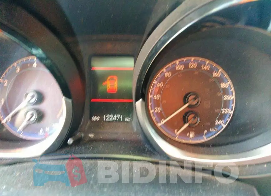 2T1BURHE2FC411819 Photo# 7