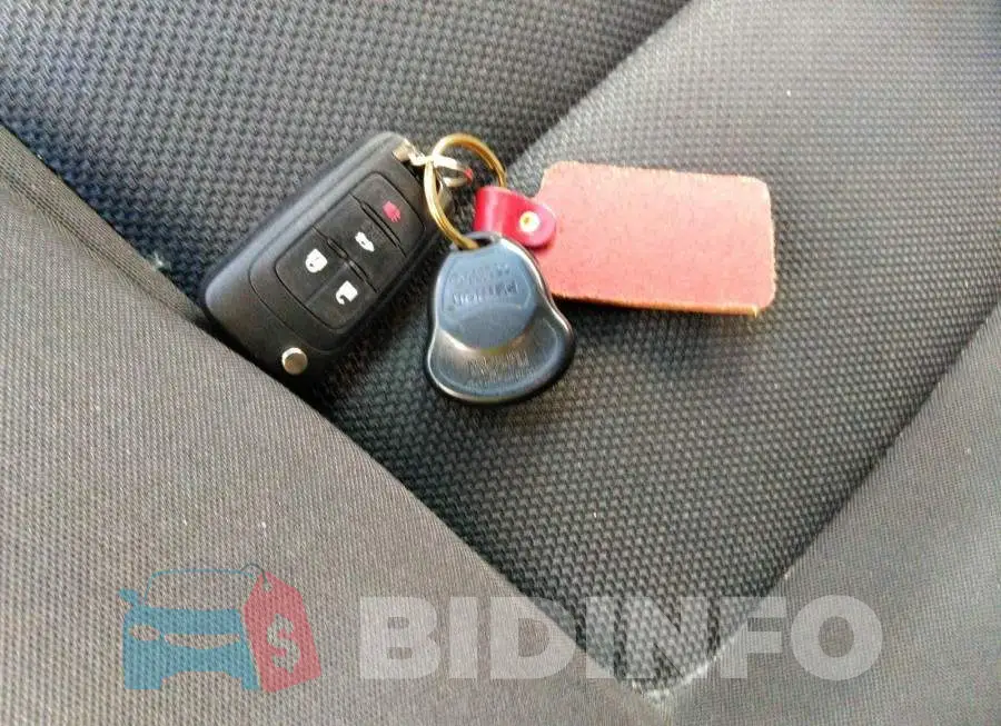 1G1PF5SC5C7285817 Photo# 11
