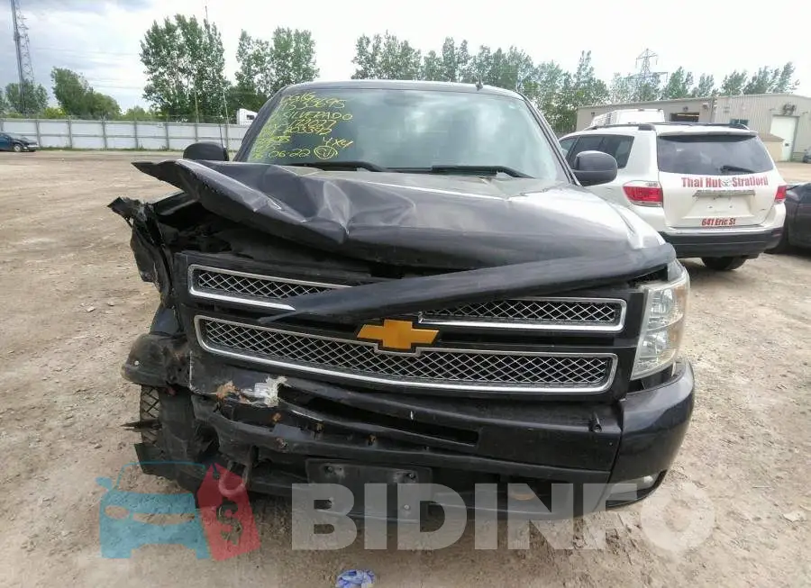 3GCPKTE70CG172027 Photo# 6