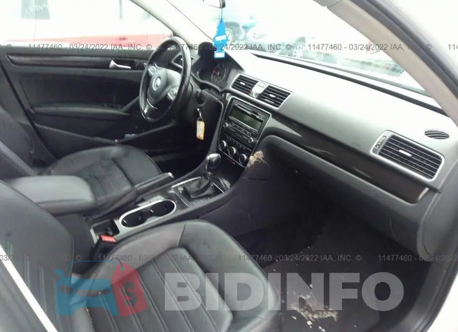 1VWBN7A33DC082271 Photo# 5