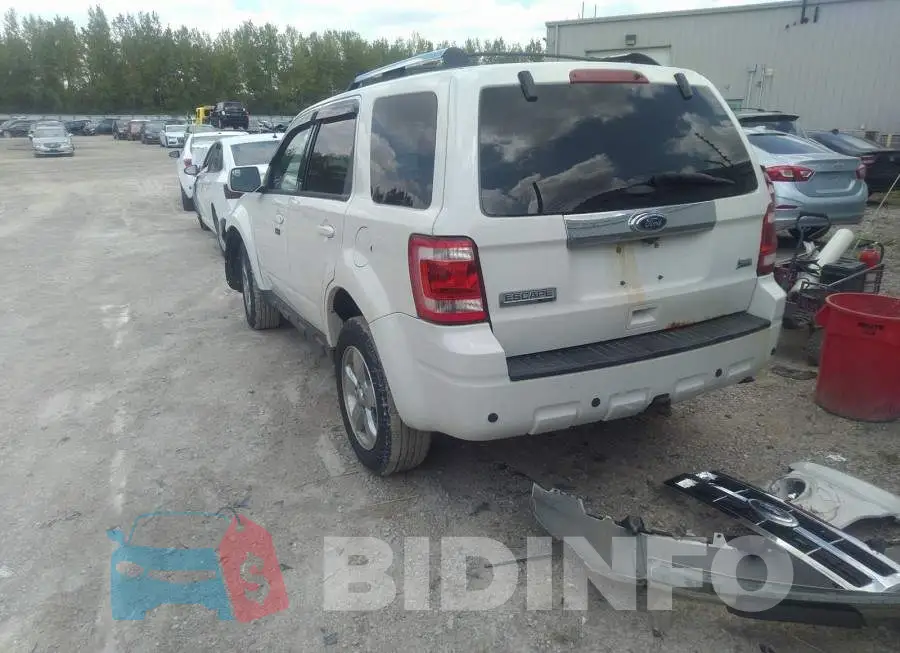 1FMCU9EG2CKB50689 Photo# 3