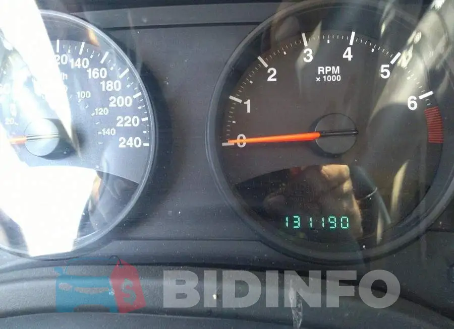 1C4NJDAB7CD671463 Photo# 7