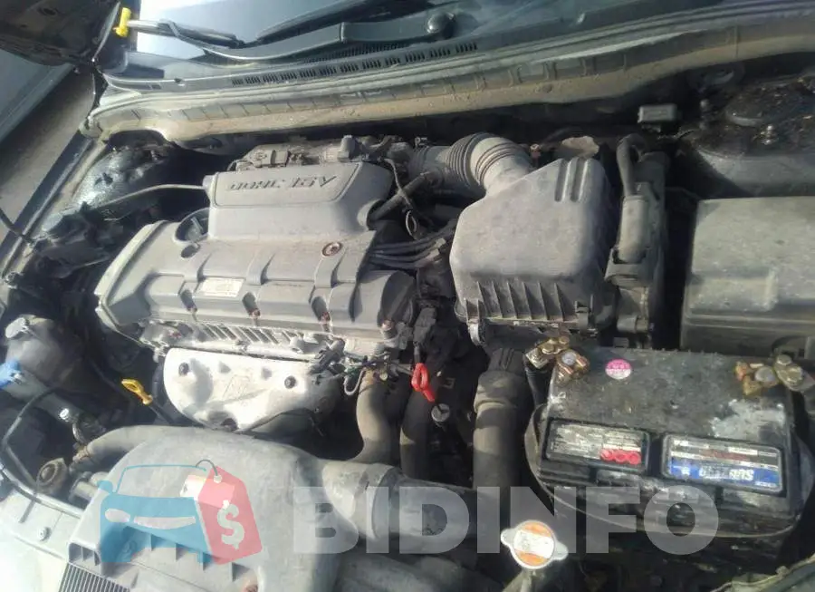 KMHDB8AE3CU138273 Photo# 10