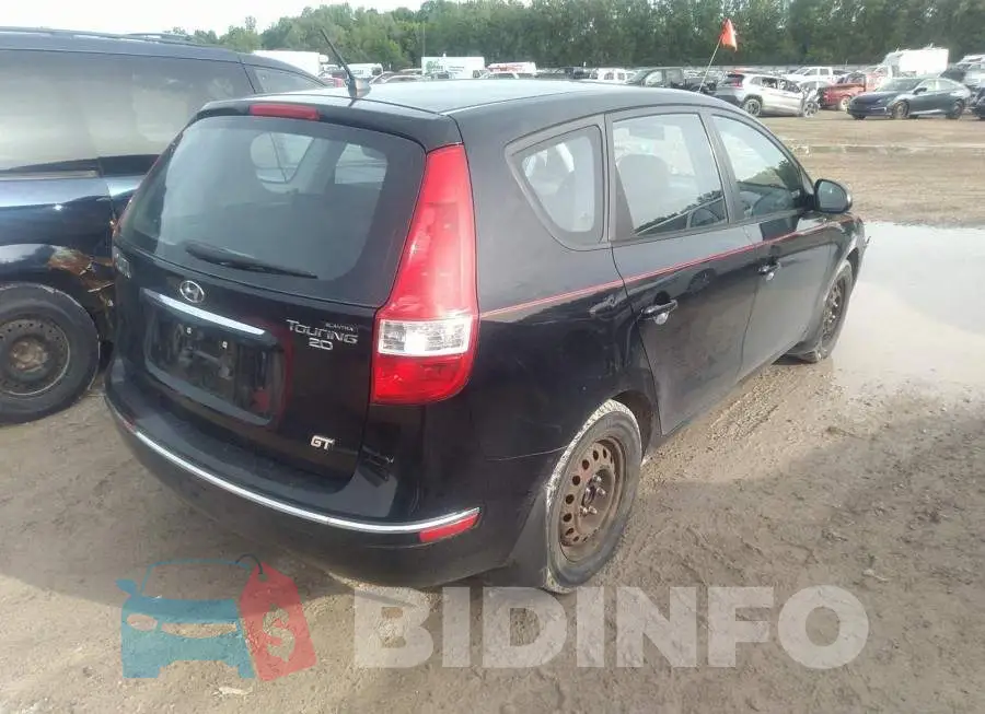 KMHDB8AE3CU138273 Photo# 4