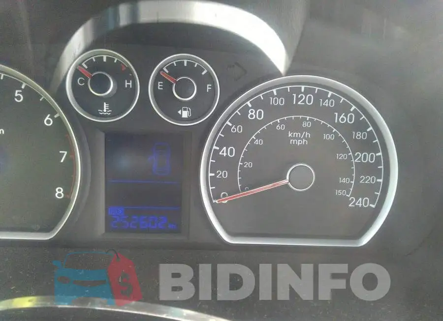 KMHDB8AE3CU138273 Photo# 7