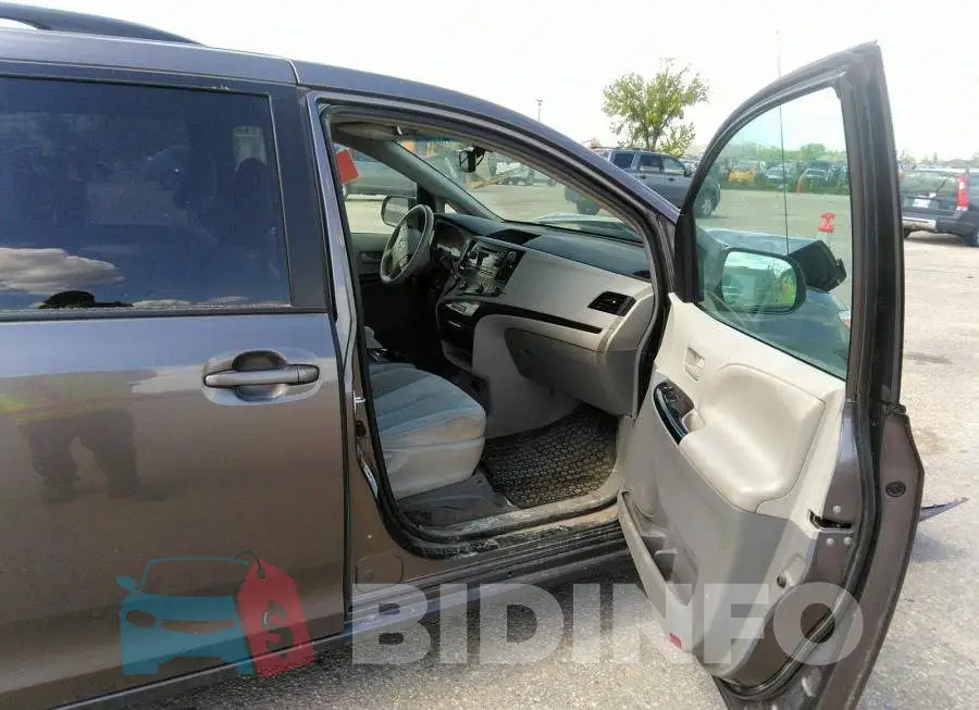 5TDKK3DC1CS227885 Photo# 5