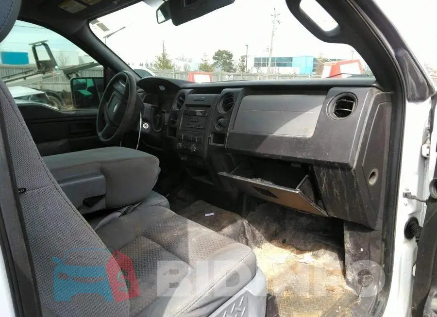1FTMF1CM6BKD39888 Photo# 5