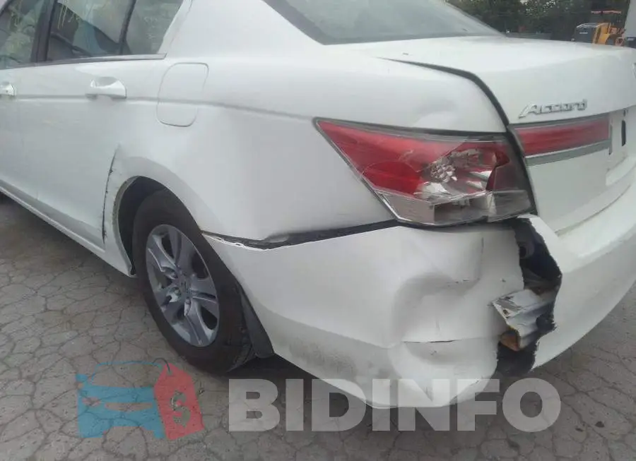 1HGCP2F63BA800497 Photo# 6