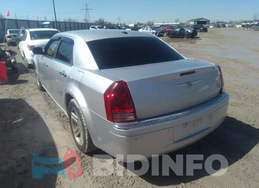 2C3CA6CT6AH324249 Photo# 3