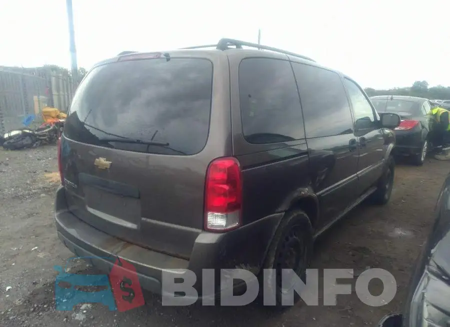 1GNDU23189D105551 Photo# 4