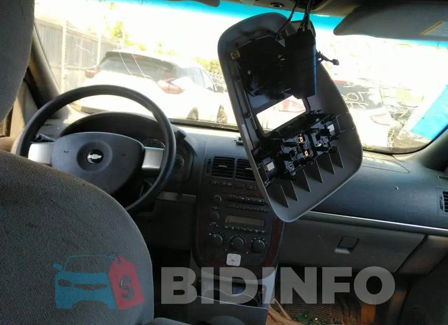 1GNDU23LX6D157065 Photo# 5