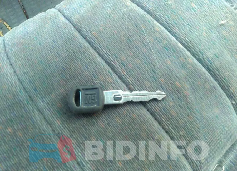 2G4WS52J541317799 Photo# 11