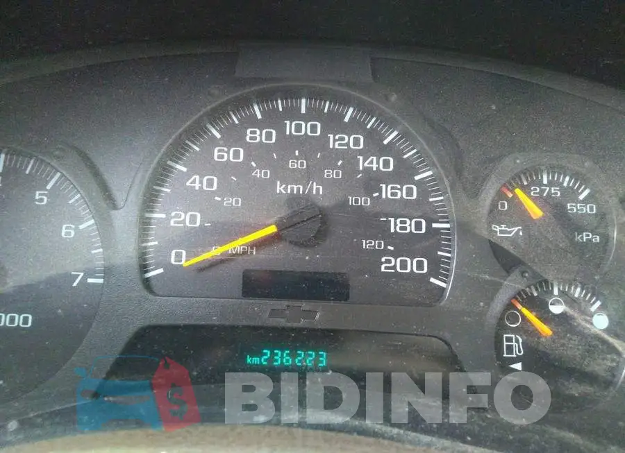 1GNDT13S822423578 Photo# 7