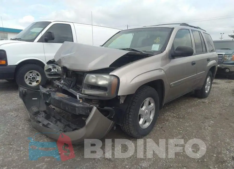 1GNDT13S822423578 Photo# 2