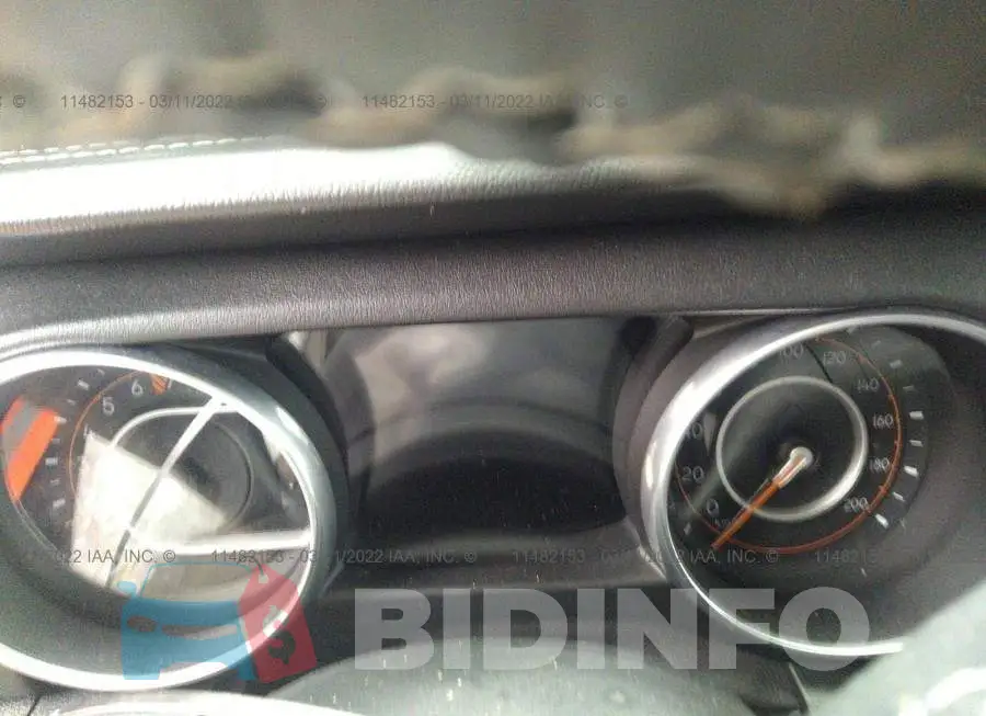 1C4HJXEG3JW153968 Photo# 7