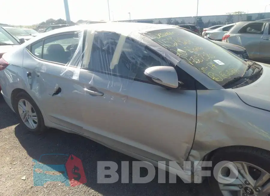KMHD84LF8LU058383 Photo# 6