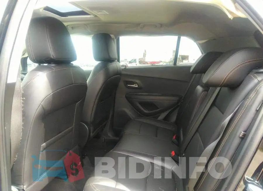 3GNCJRSB5LL117228 Photo# 8