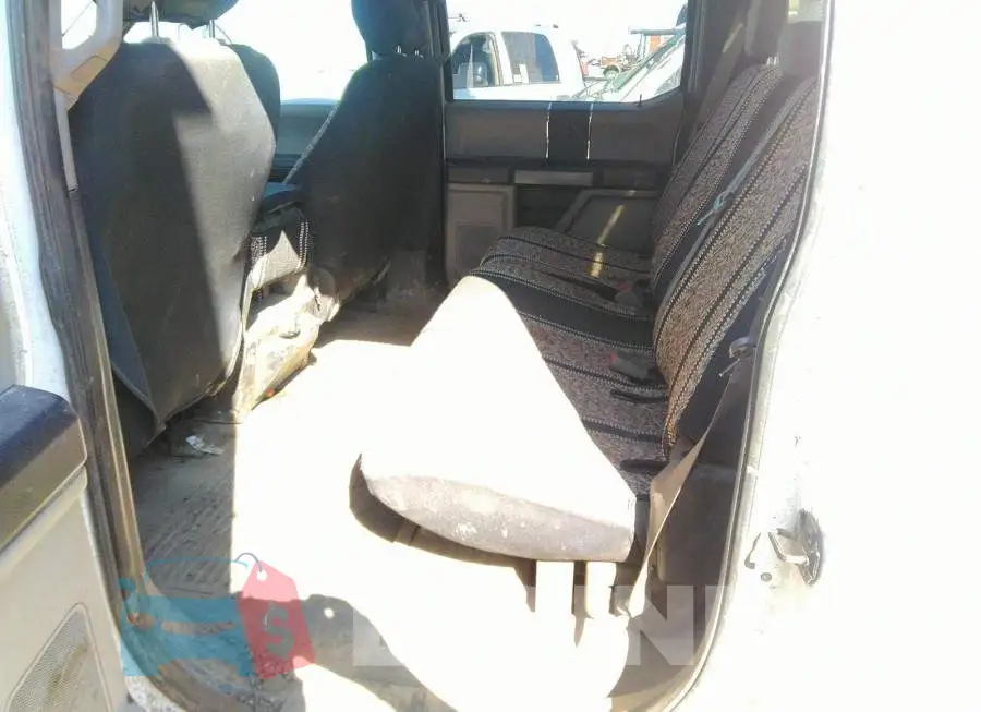 1FT8W3B62JEB14073 Photo# 8