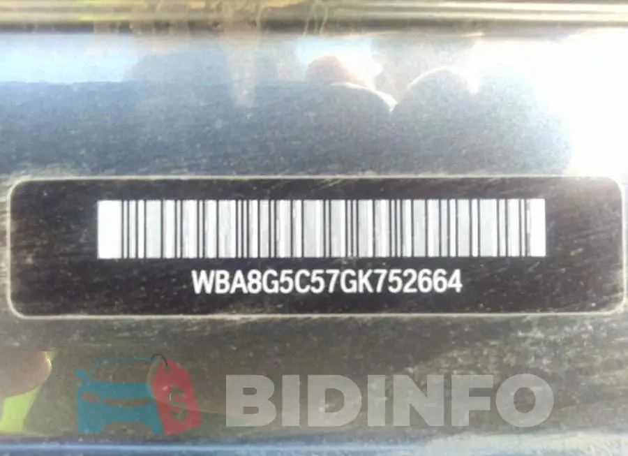 WBA8G5C57GK752664 Photo# 9