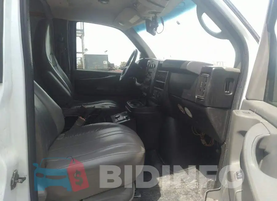 1GB3G3CG7F1278145 Photo# 5