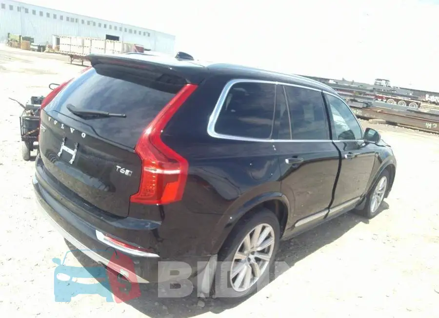 YV4A22PL1G1067105 Photo# 4