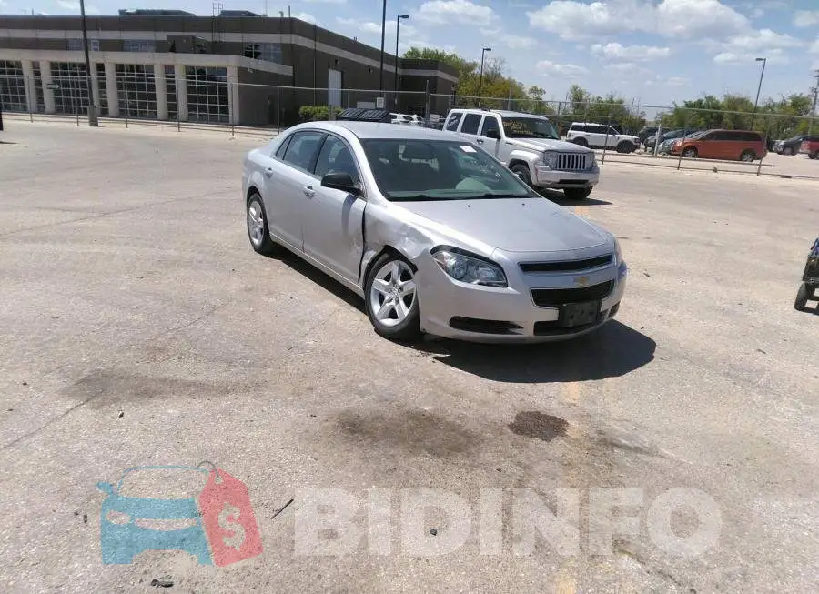 1G1ZB5EU9CF375809 Photo# 6