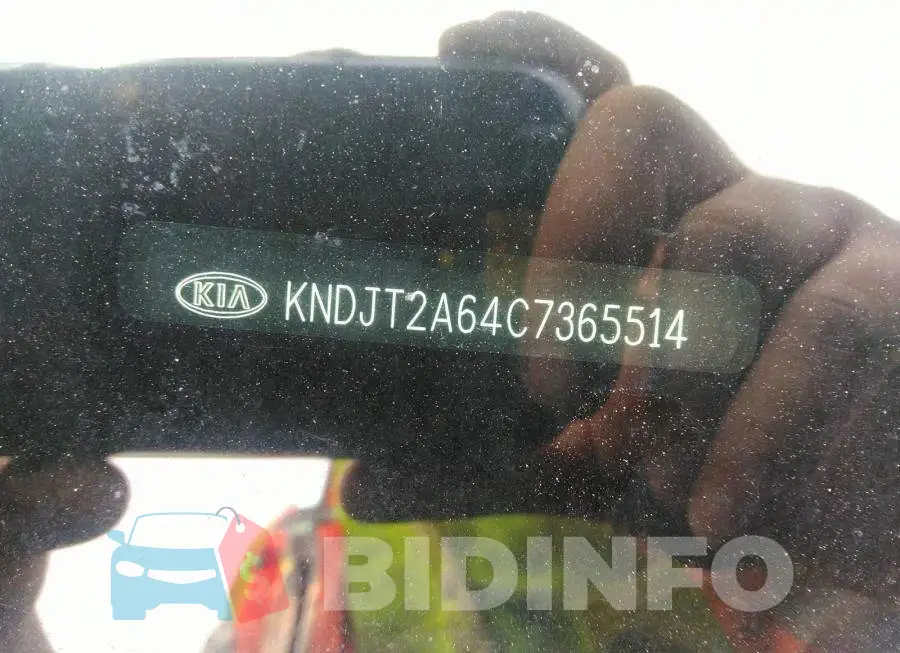 KNDJT2A64C7365514 Photo# 9