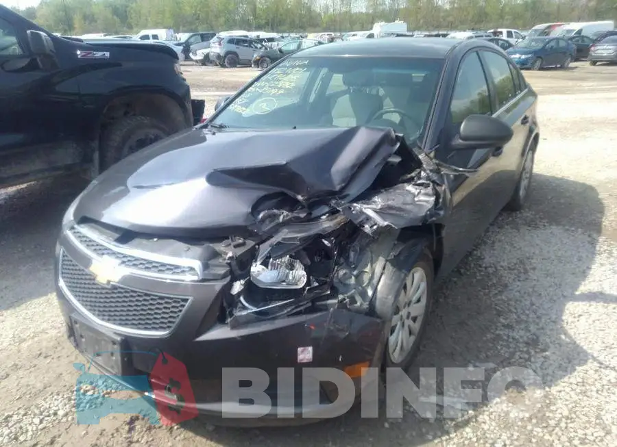 1G1PA5SH3B7223762 Photo# 2