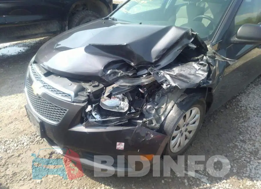 1G1PA5SH3B7223762 Photo# 6