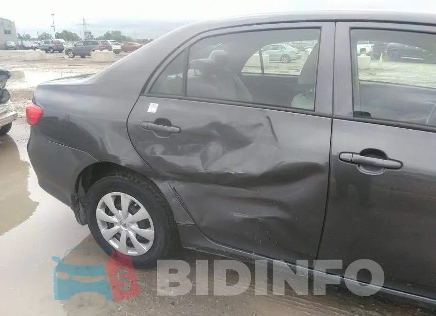 2T1BU4EE3AC274714 Photo# 6