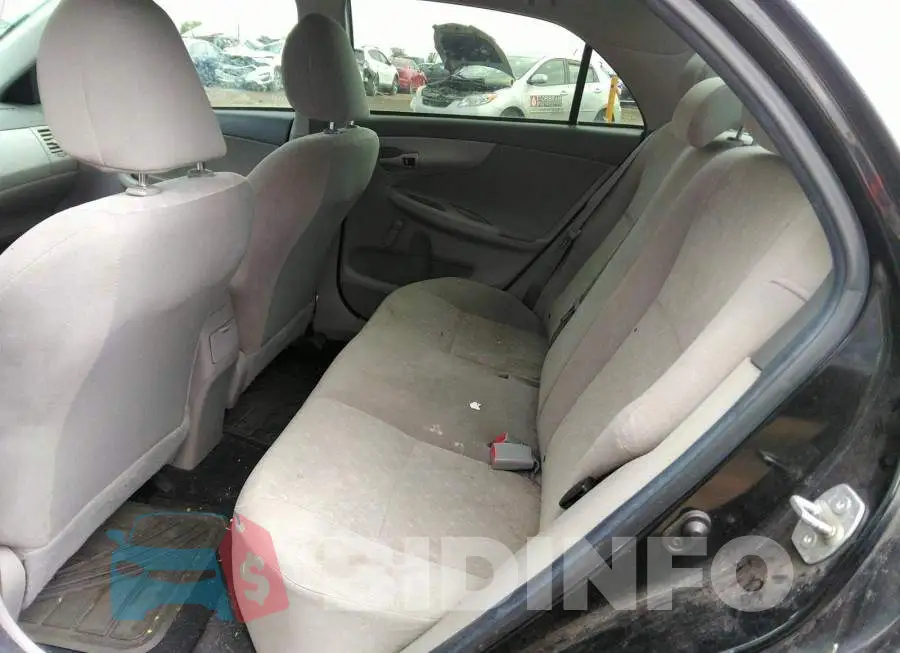 2T1BU4EE8AC368913 Photo# 8
