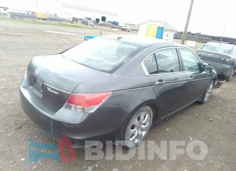 1HGCP26809A800887 Photo# 4