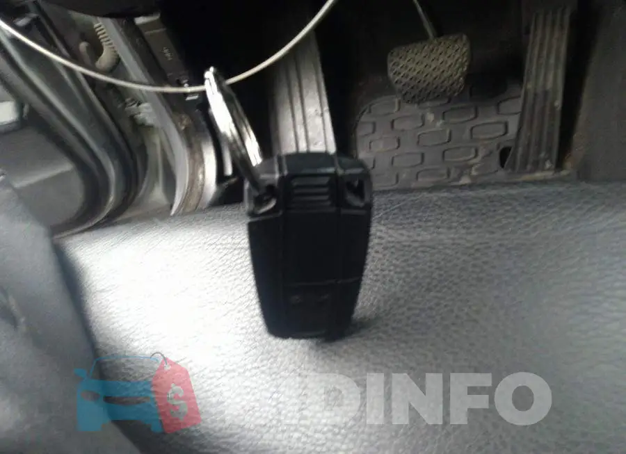 WBANV93518CZ68022 Photo# 11