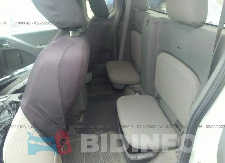 1N6BD0CT3JN756118 Photo# 8