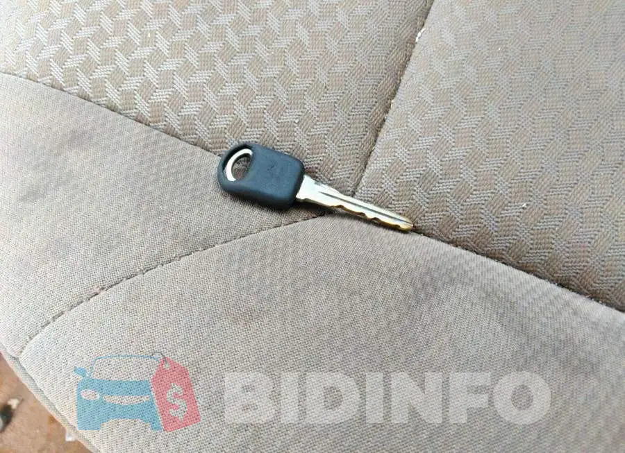 1GMDU03L96D104642 Photo# 11