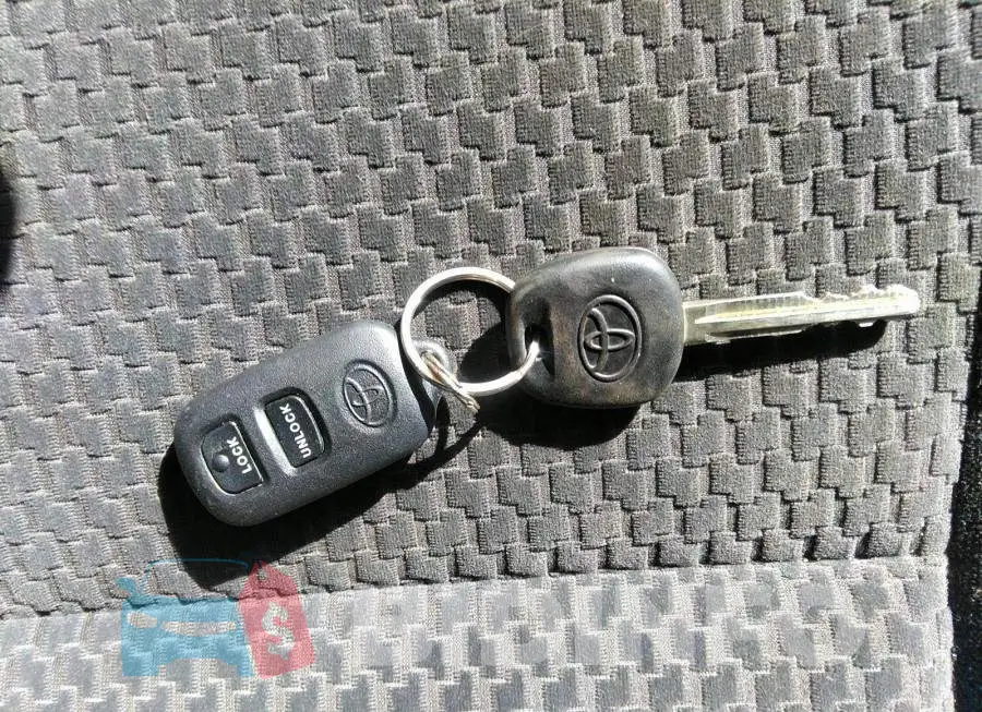 1NXBR30E26Z737757 Photo# 11