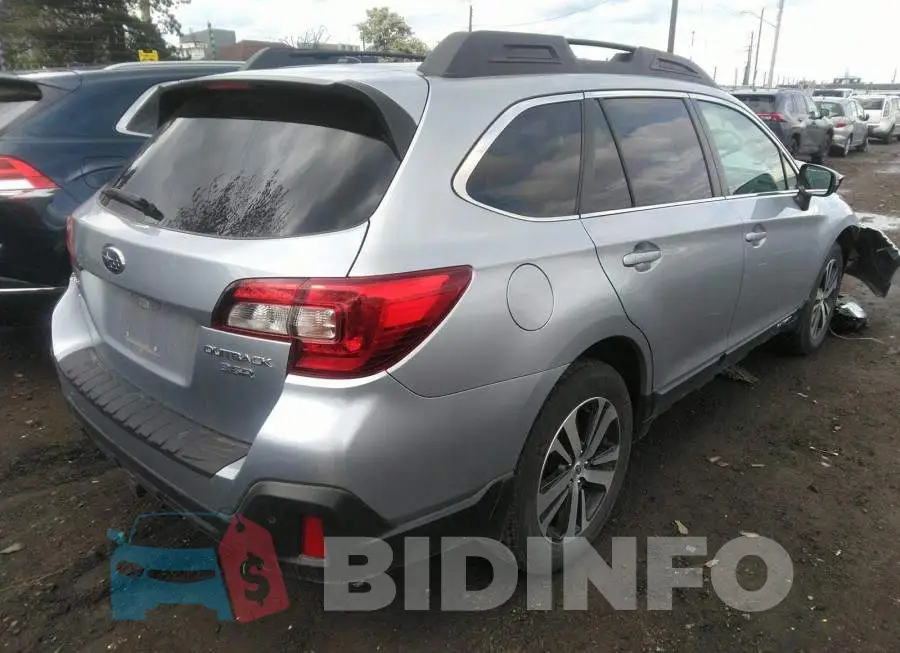 4S4BSFNC6J3321464 Photo# 4